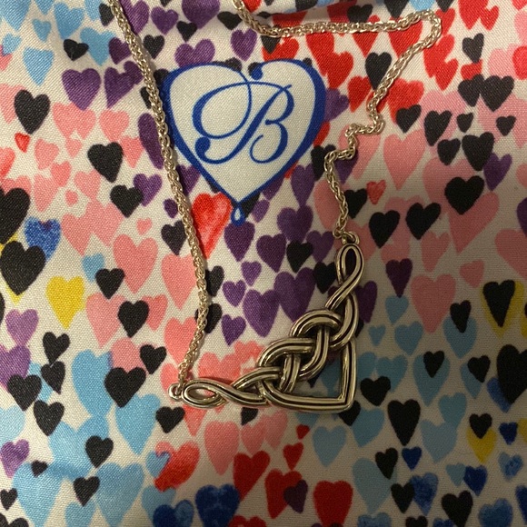 Interlocking heart necklace Brighton NWT - Picture 2 of 3